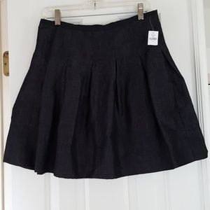 GAP pleated skirt, NWT, black linen blend, size 4